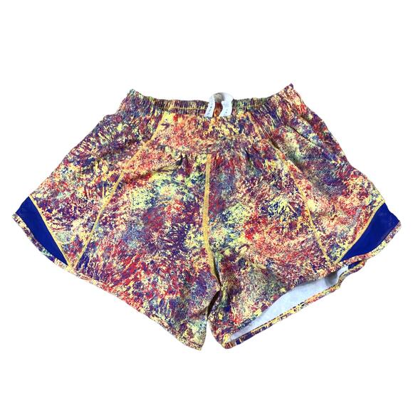 LULULEMON 2019 Hottie Hot Seawheeze Shorts Size 4 Tall Workout Running Colorful - Picture 1 of 6